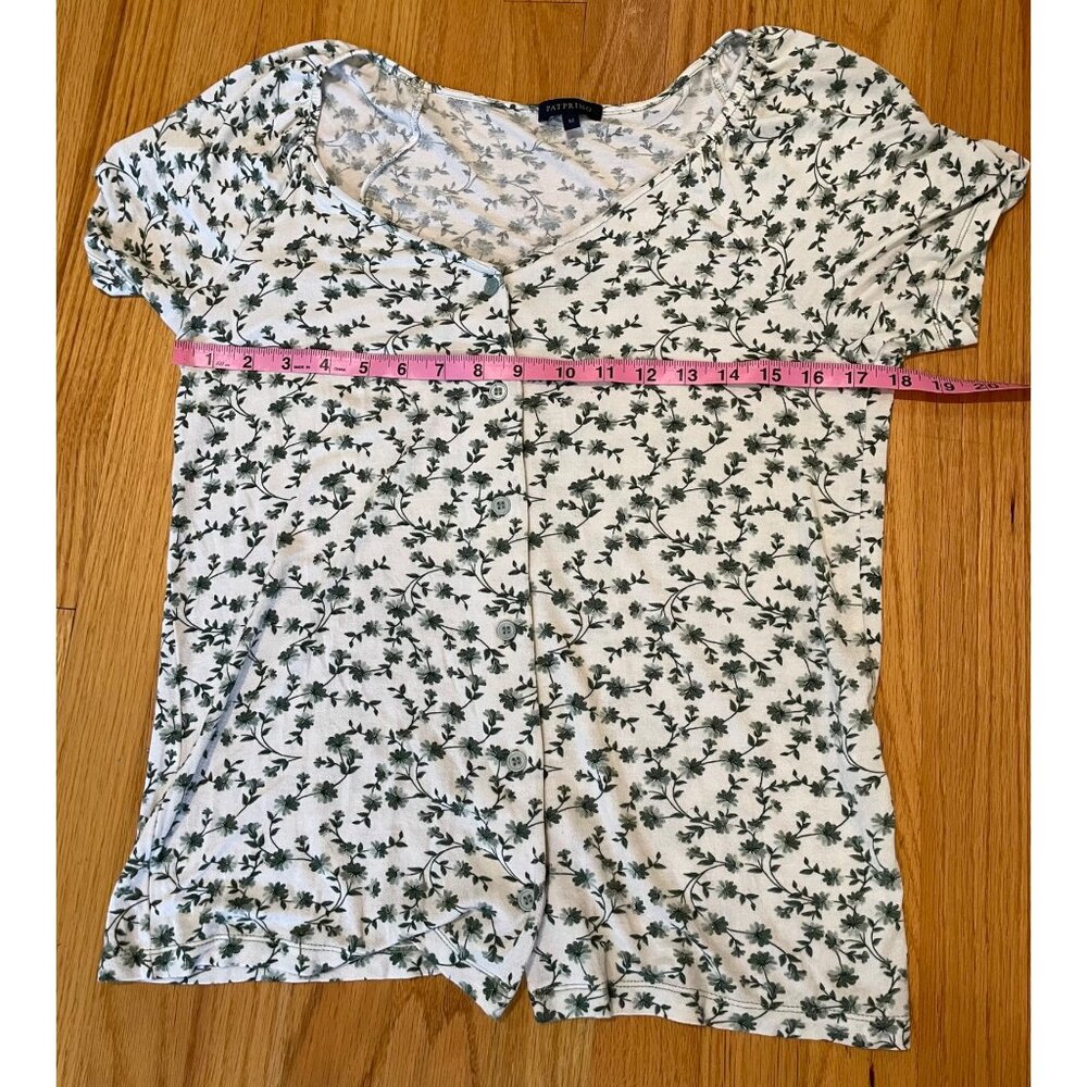 Patprimo Womens Floral Button Up Top Size M Cottagecore Forest Fairy Dainty Soft - Picture 11 of 13